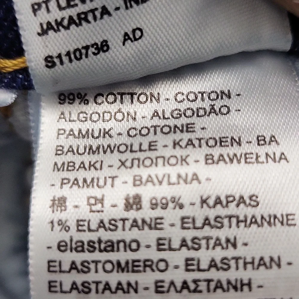 Men's Levi Strauss & Co. Blue Jeans (W29 L30) - Picture 6 of 7